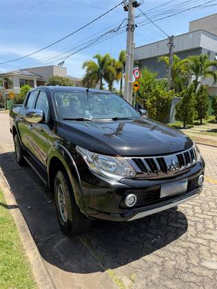 MITSUBISHI L200 TRITON 2.4 16V TURBO DIESEL SPORT HPE-S CD 4P 4X4 AUTOMÁTICO